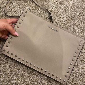 Michael Kors crossbody clutch